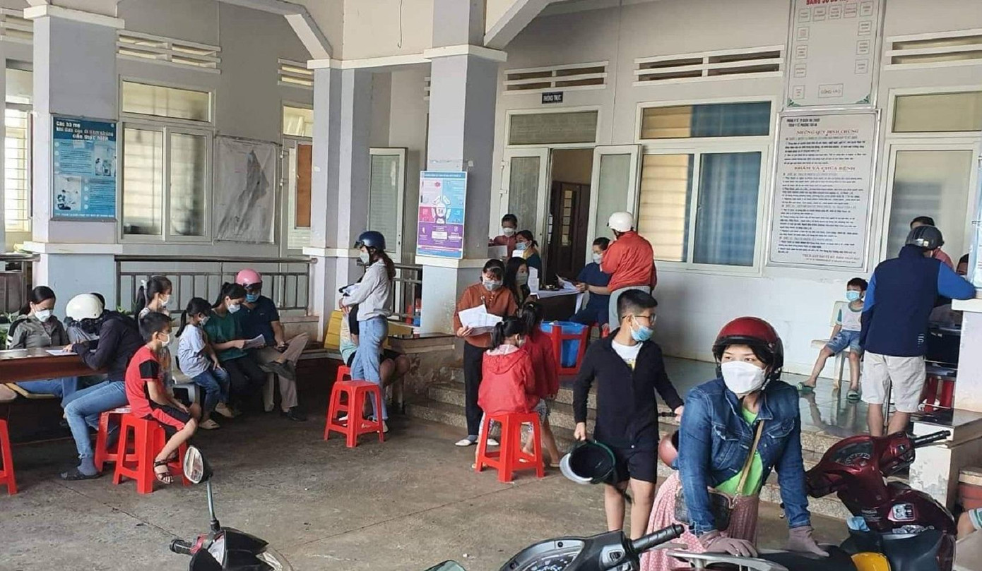 Trạm y tế phường Tân An tiêm vắc xin COVID-19 cho trẻ em