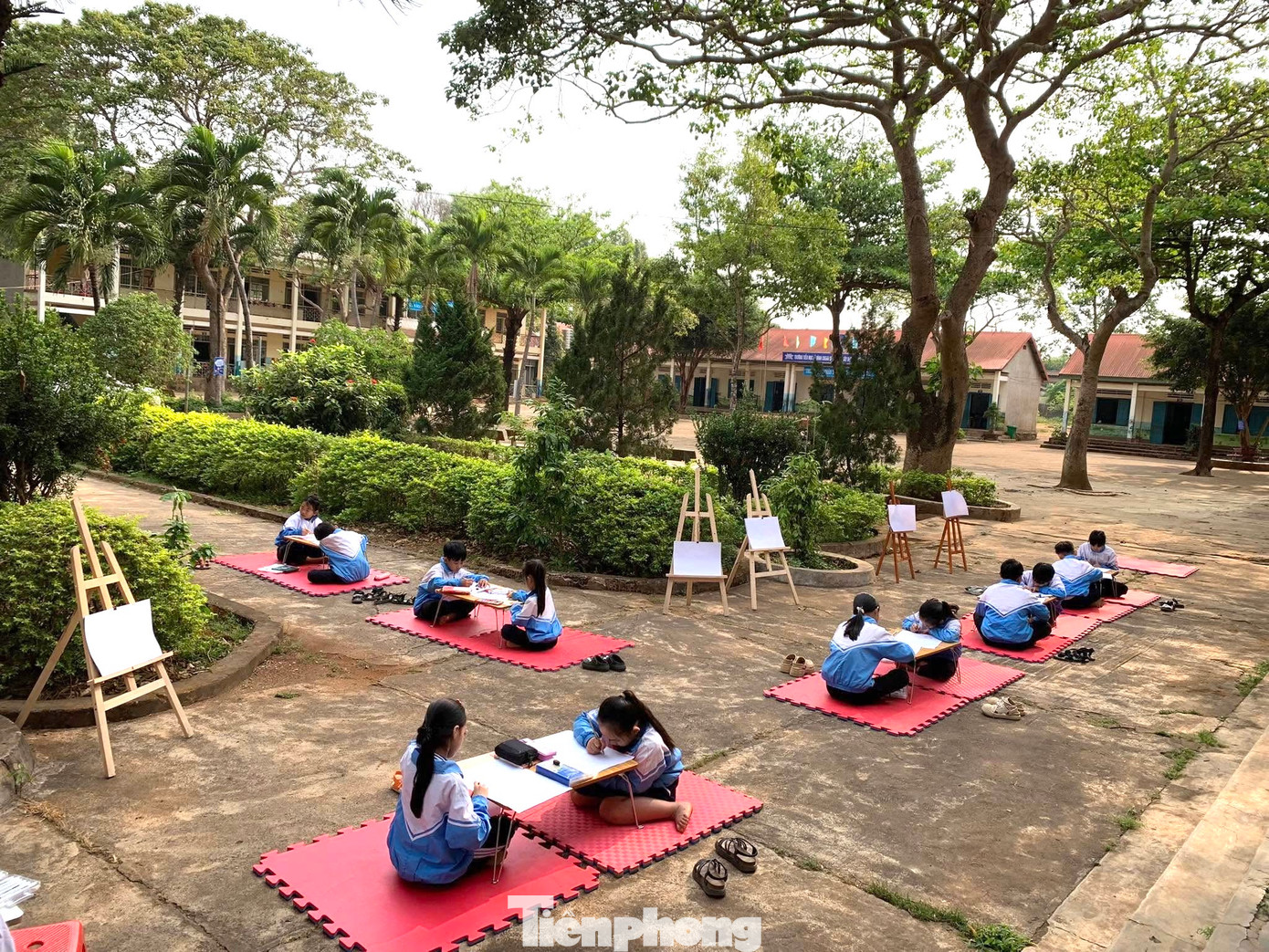 Ngày 21/3/2025, Huyện Đoàn – Hội đồng Đội huyện Cư M’gar tổ chức Ngày hội sắc màu với chủ đề “Bác Hồ với thiếu nhi – thiếu nhi với Bác Hồ” năm 2025.