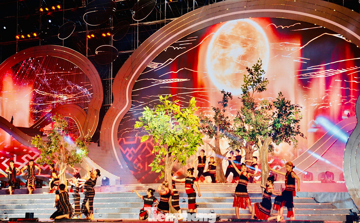 Các tiết mục đặc sắc tại lễ bế mạc