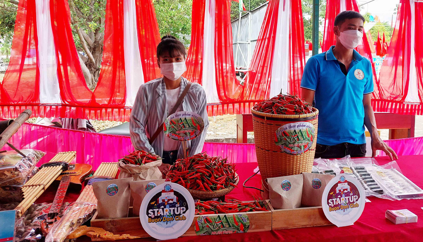 Những năm qua phong trào khởi nghiệp của thanh niên huyện Buôn Đôn có nhiều khởi sắc Những năm qua phong trào khởi nghiệp của thanh niên huyện Buôn Đôn có nhiều khởi sắc