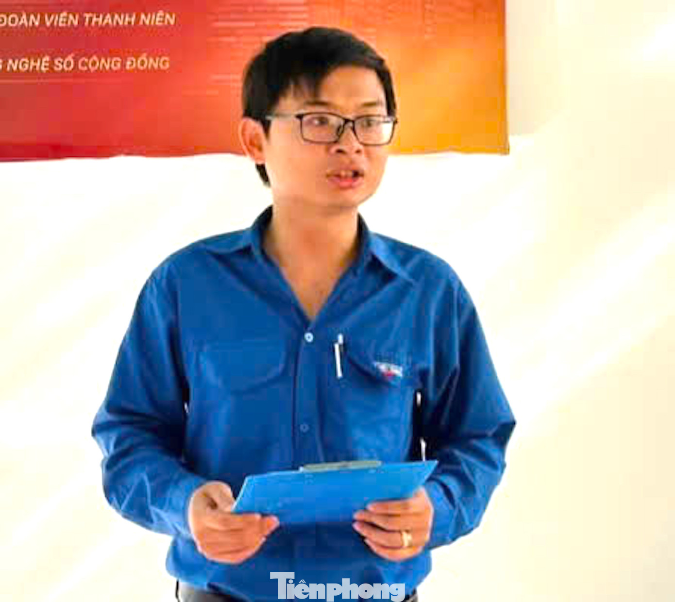 Mới đây, anh Nguyễn Đức Bảo Châu - Phó Bí thư Thành Đoàn Buôn Ma Thuột được tuyên dương trong phong trào “Toàn dân bảo vệ an ninh Tổ quốc” giai đoạn 2020-2025. Chương trình tuyên dương nằm trong chuỗi hoạt động của Hội trại “Tuổi trẻ vì an ninh Tổ quốc” do Bộ Công an và Trung ương Đoàn TNCS Hồ Chí Minh phối hợp tổ chức nhằm ghi nhận những đóng góp nổi bật của tuổi trẻ cả nước trong giữ gìn an ninh trật tự từ cơ sở.