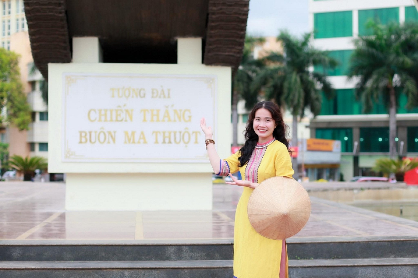 Thu Hà - TikToker "Hana Ban Mê" là Đại sứ Truyền thông Mạng xã hội Lễ hội Cà phê 2023. Thu Hà - TikToker "Hana Ban Mê" là Đại sứ Truyền thông Mạng xã hội Lễ hội Cà phê 2023.