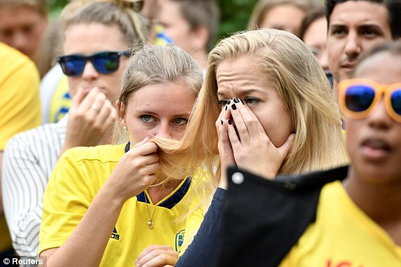 Forsberg 'nổ súng', Thụy Điển vượt qua Thụy Sĩ tiến vào tứ kết ảnh 16