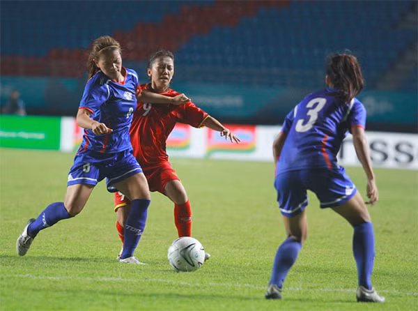 Thua 'đấu súng', tuyển nữ Việt Nam bị loại ở tứ kết ASIAD ảnh 14