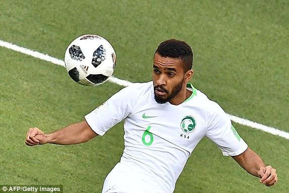 Suarez lập công, Uruguay sớm lấy vé vòng 1/8 World Cup ảnh 15