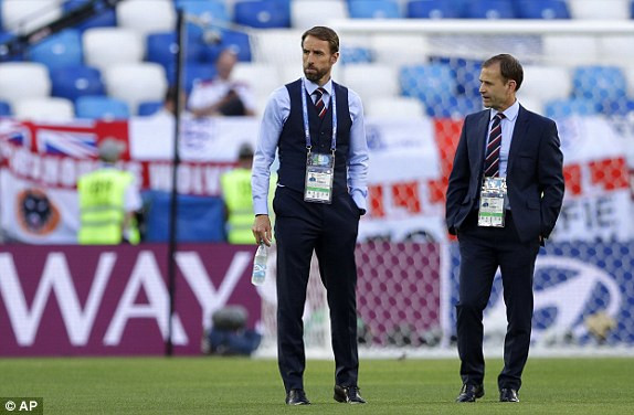 Bỉ đánh bại tuyển Anh, hẹn gặp Nhật Bản ở vòng 1/8 ảnh 8