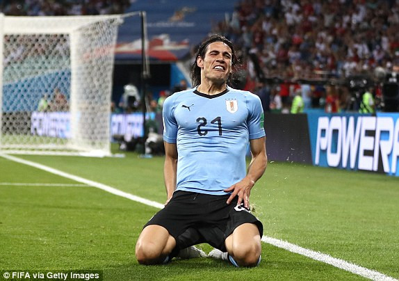 Bồ Đào Nha thua Uruguay, Ronaldo theo chân Messi về nước ảnh 18