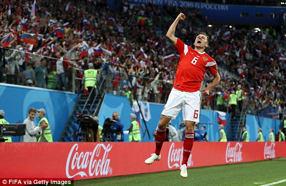 Salah không thể cứu Ai Cập khỏi thất bại trước 'Gấu Nga' ảnh 24