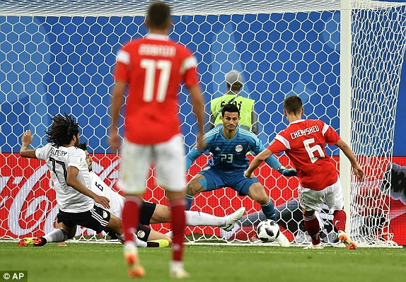 Salah không thể cứu Ai Cập khỏi thất bại trước 'Gấu Nga' ảnh 23