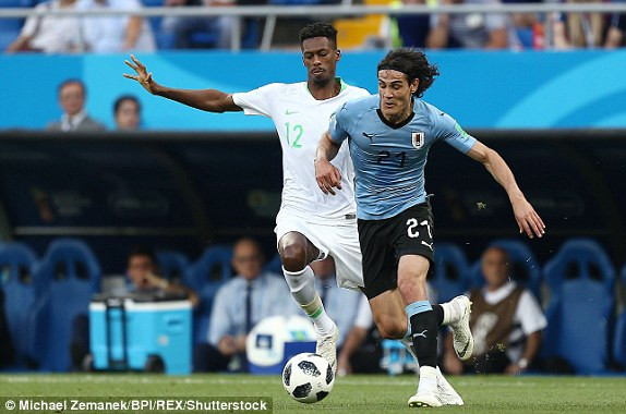 Suarez lập công, Uruguay sớm lấy vé vòng 1/8 World Cup ảnh 17