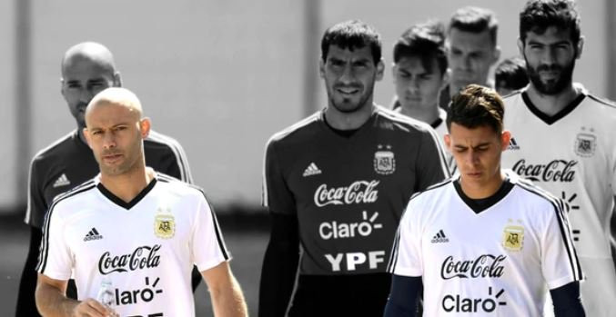 Anh vào vòng 1/8 World Cup sau màn 'dội bom' kinh hoàng ảnh 1