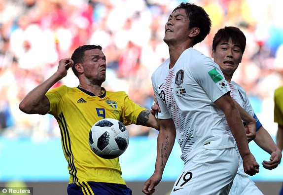 Thụy Điển đánh bại Hàn Quốc nhờ công nghệ VAR ảnh 9