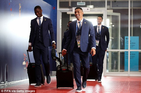 Nhật Bản hạ Colombia, lập chiến tích lịch sử ở World Cup 2018 ảnh 10