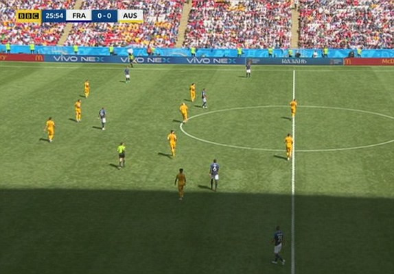 Pogba và công nghệ VAR giải cứu Pháp trước Australia ảnh 19