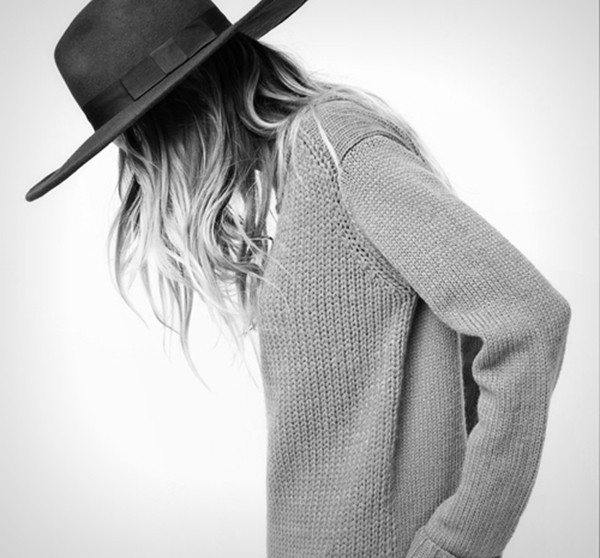 Những bệnh tật rình rập khi bạn mặc quần áo ẩm mốc