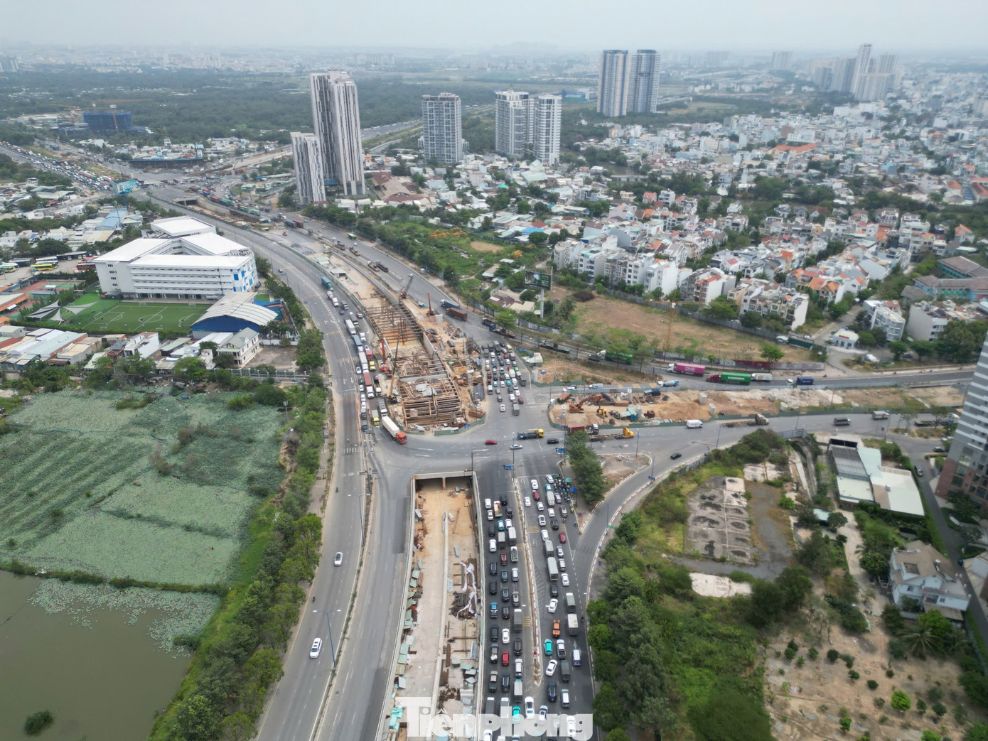 Theo Ban Giao thông TPHCM (chủ đầu tư), tổng tiến độ dự án nút giao thông An Phú đã hoàn thành khoảng 65% khối lượng công việc. Ảnh: CTV