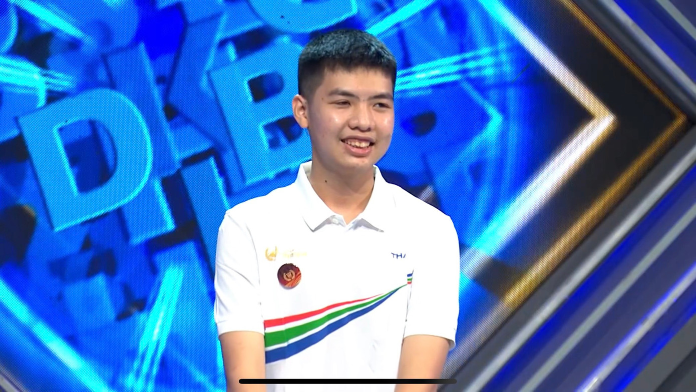 Đăng Hưng là người tìm ra từ khóa nhanh và chính xác tại phần thi Vượt chướng ngại vật. Đăng Hưng là người tìm ra từ khóa nhanh và chính xác tại phần thi Vượt chướng ngại vật.