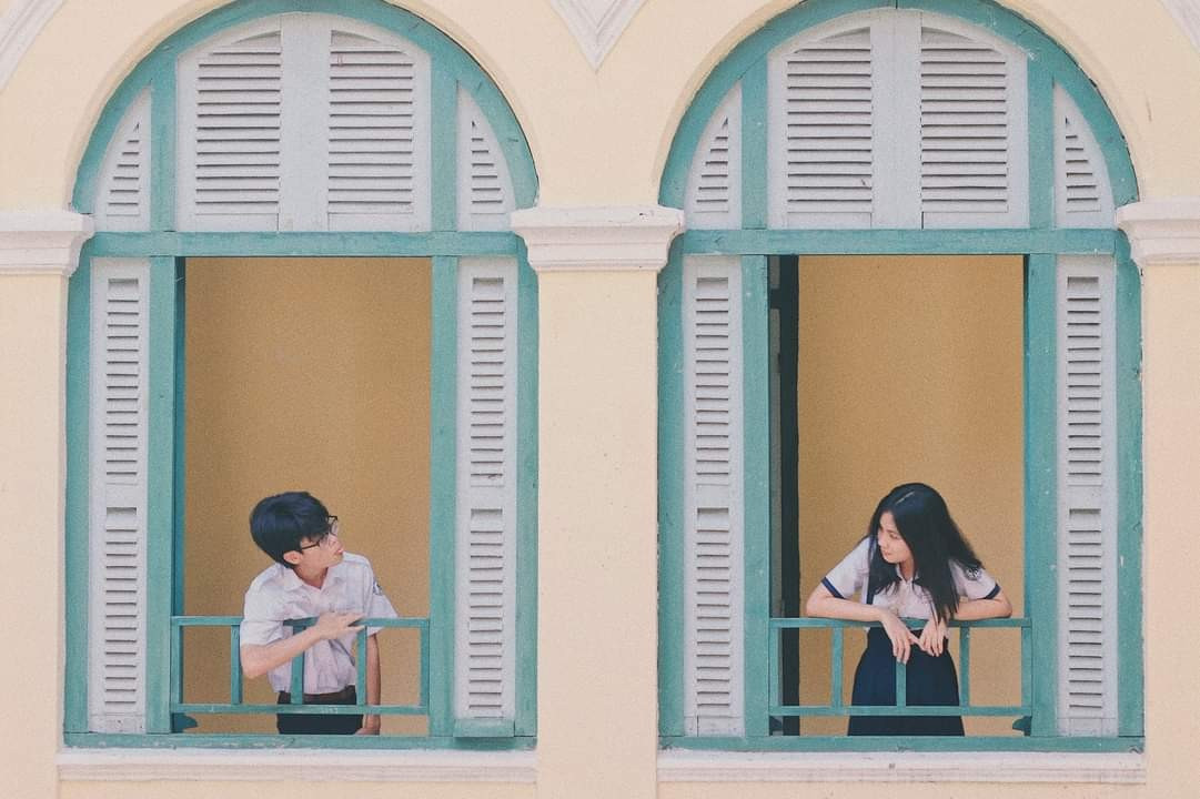 Khung cửa sổ huyền thoại của bao thế hệ Trần Chuyên. Ảnh: Mô lì đi chụp.