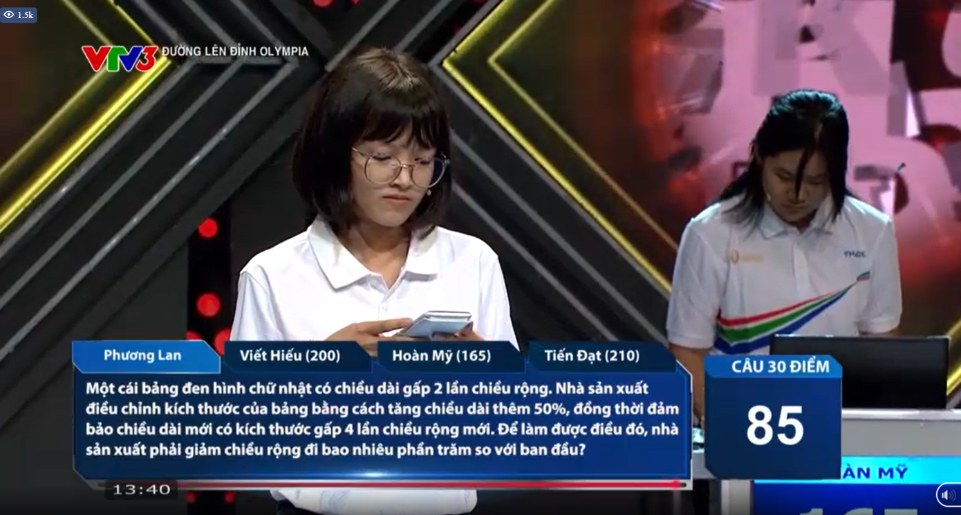 Phương Lan luôn nỗ lực trong từng câu hỏi. Phương Lan luôn nỗ lực trong từng câu hỏi.