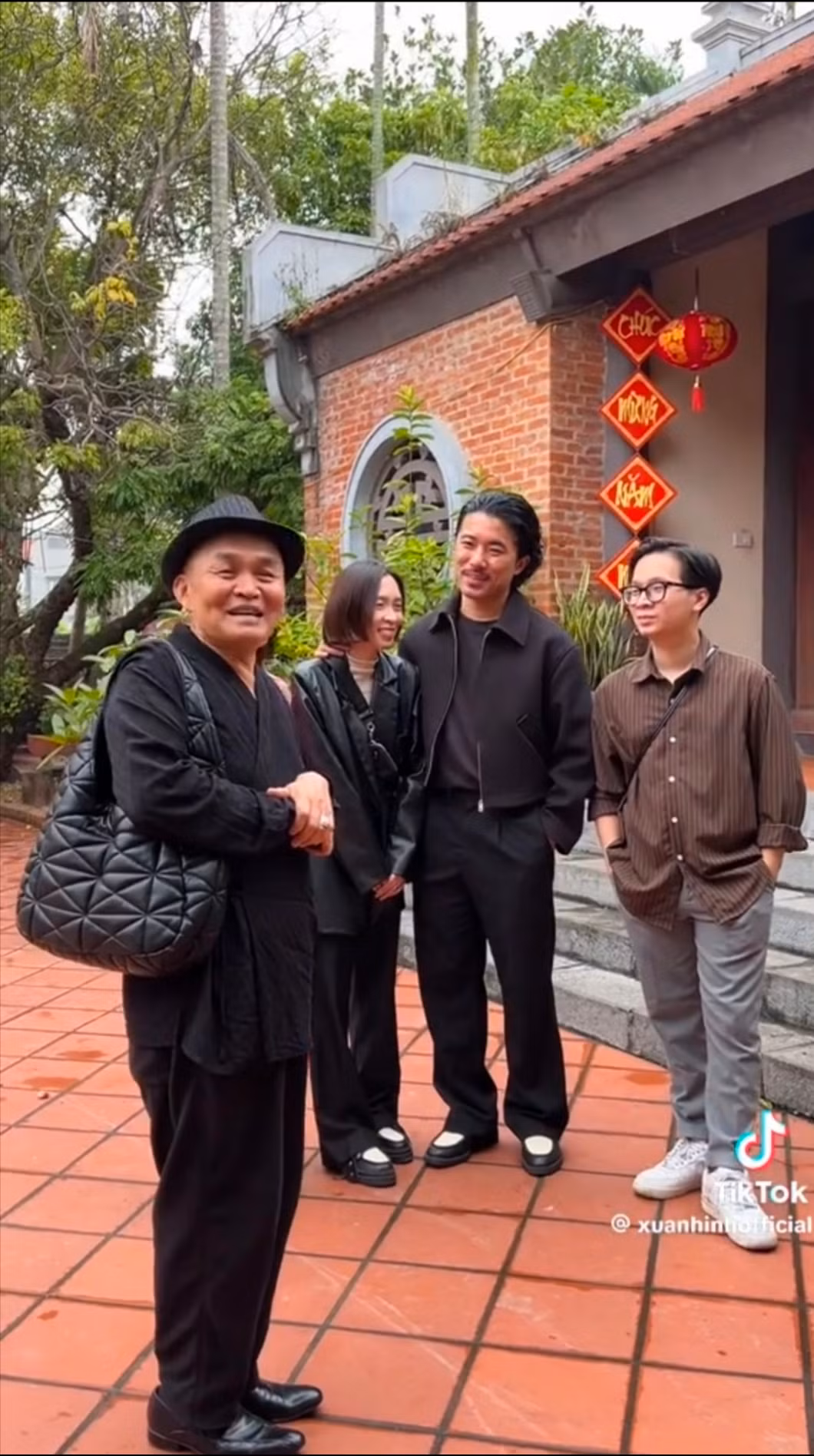 Ai rồi cũng phải chịu cảnh bị bố mẹ giục cưới mỗi dịp Tết thôi!