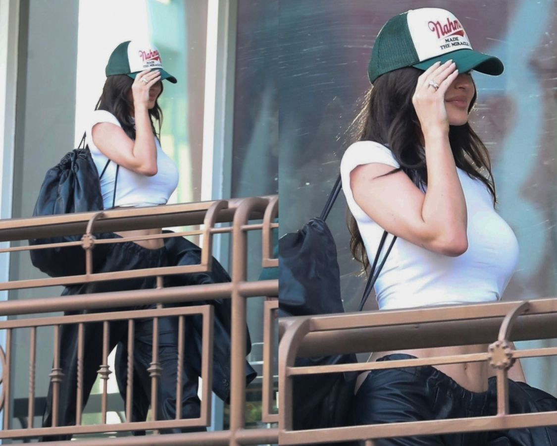 Kylie Jenner xuất hiện tại West Hollywood vào ngày 1/5 vừa qua. Kylie Jenner xuất hiện tại West Hollywood vào ngày 1/5 vừa qua.