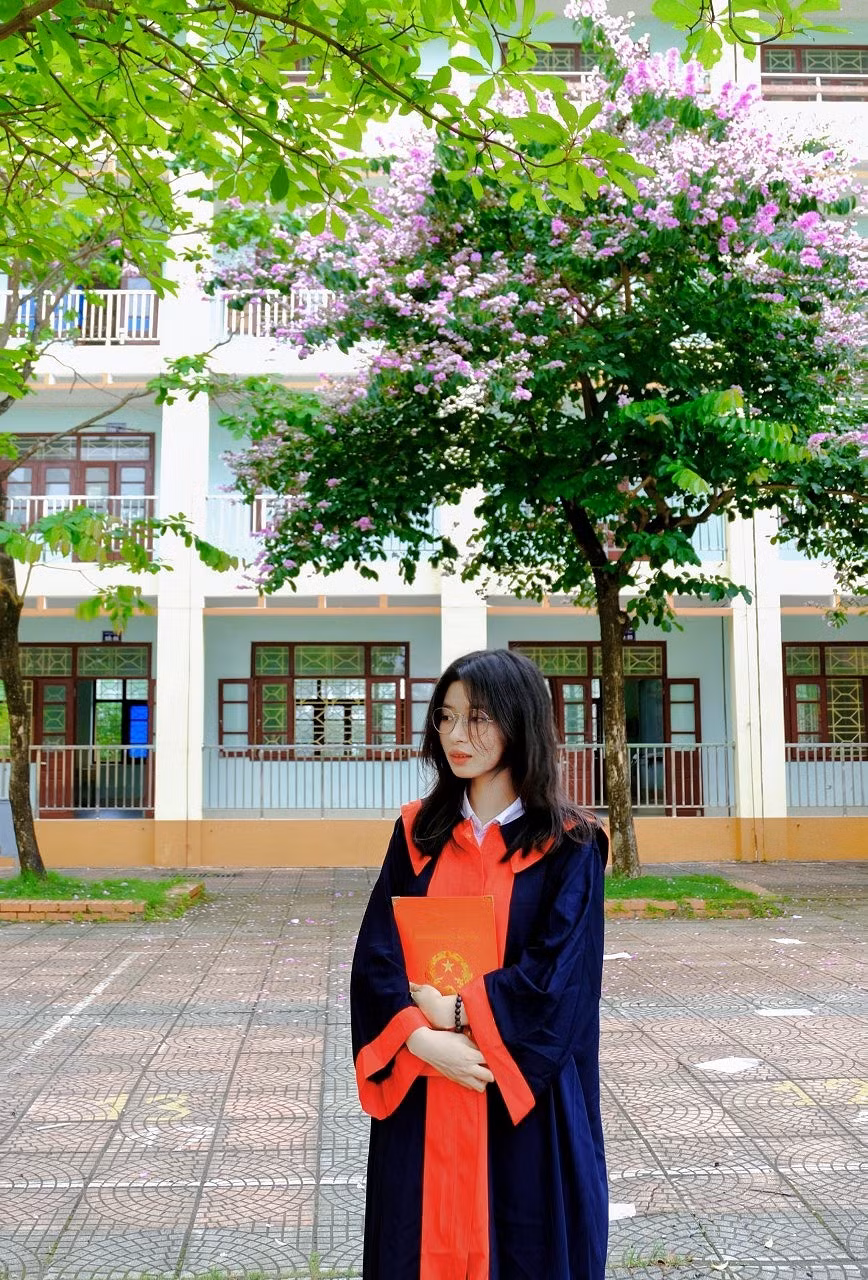 Thùy Linh từng nằm mơ mình sẽ trở thành thủ khoa kỳ thi tốt nghiệp THPT 2024.