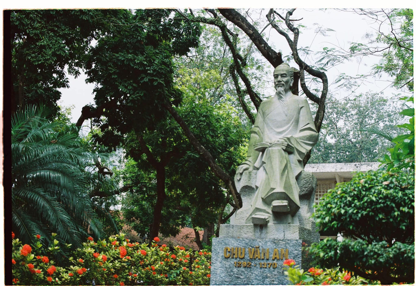 Trường THPT Chu Văn An là cái nôi đào tạo ra nhiều thế hệ học sinh ưu tú và tài năng. - Ảnh: Fanpage Đoàn trường THPT Chu Văn An