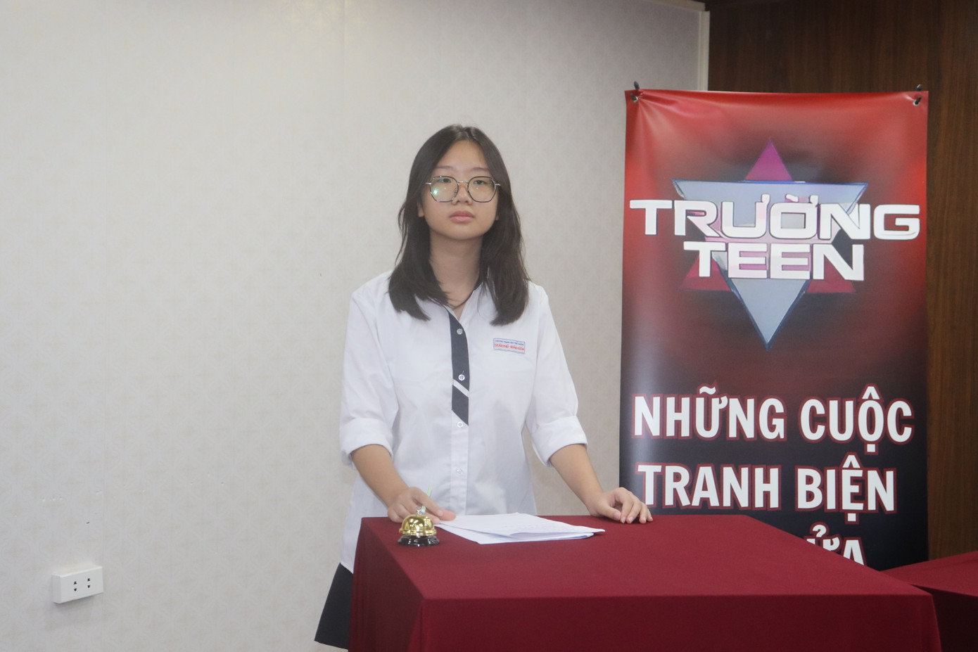 Bạn Nguyễn Phương Hân (trường THPT Trần Phú, Hoàn Kiếm) nhận trọn vẹn 30 điểm từ ban giám khảo cho phần thể hiện vô cùng xuất sắc. Bạn Nguyễn Phương Hân (trường THPT Trần Phú, Hoàn Kiếm) nhận trọn vẹn 30 điểm từ ban giám khảo cho phần thể hiện vô cùng xuất sắc.