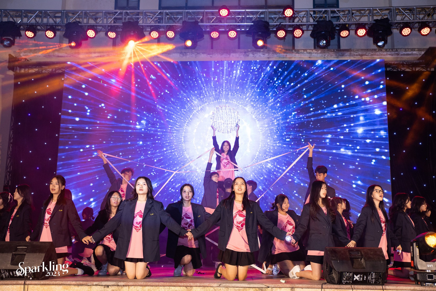 Ảnh: Sparkling Chu Văn An