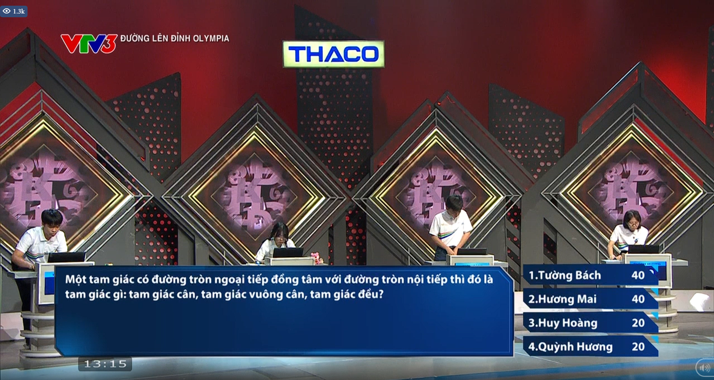 Các thí sinh vô cùng quyết liệt để tranh giành điểm số ngay từ phần thi đầu tiên.