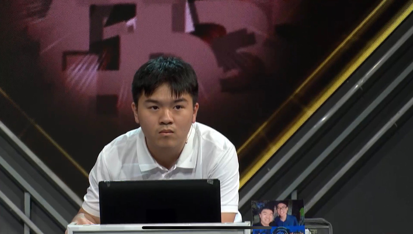 Đình Hiếu nhận lời khen vì luôn nỗ lực đến những phút cuối cùng của trận đấu. Đình Hiếu nhận lời khen vì luôn nỗ lực đến những phút cuối cùng của trận đấu.