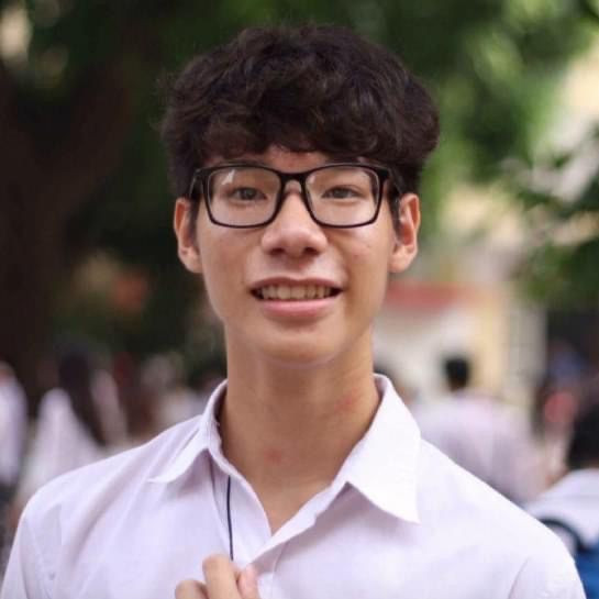 Rapper MCK gây bất ngờ với khoảnh khắc thời còn "tóc xoăn tít". Rapper MCK gây bất ngờ với khoảnh khắc thời còn "tóc xoăn tít".