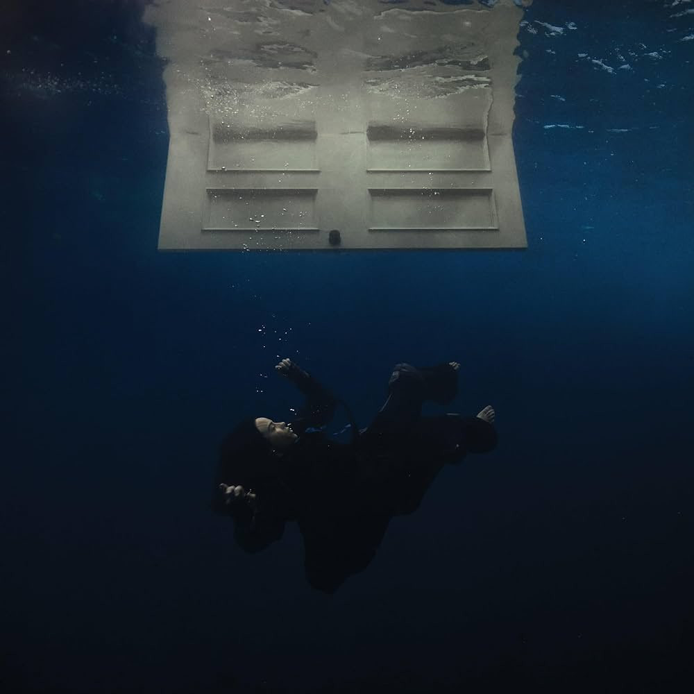 Bìa album tượng trưng cho sự khám phá sâu sắc về cảm xúc và âm thanh của album. Bìa album tượng trưng cho sự khám phá sâu sắc về cảm xúc và âm thanh của album.