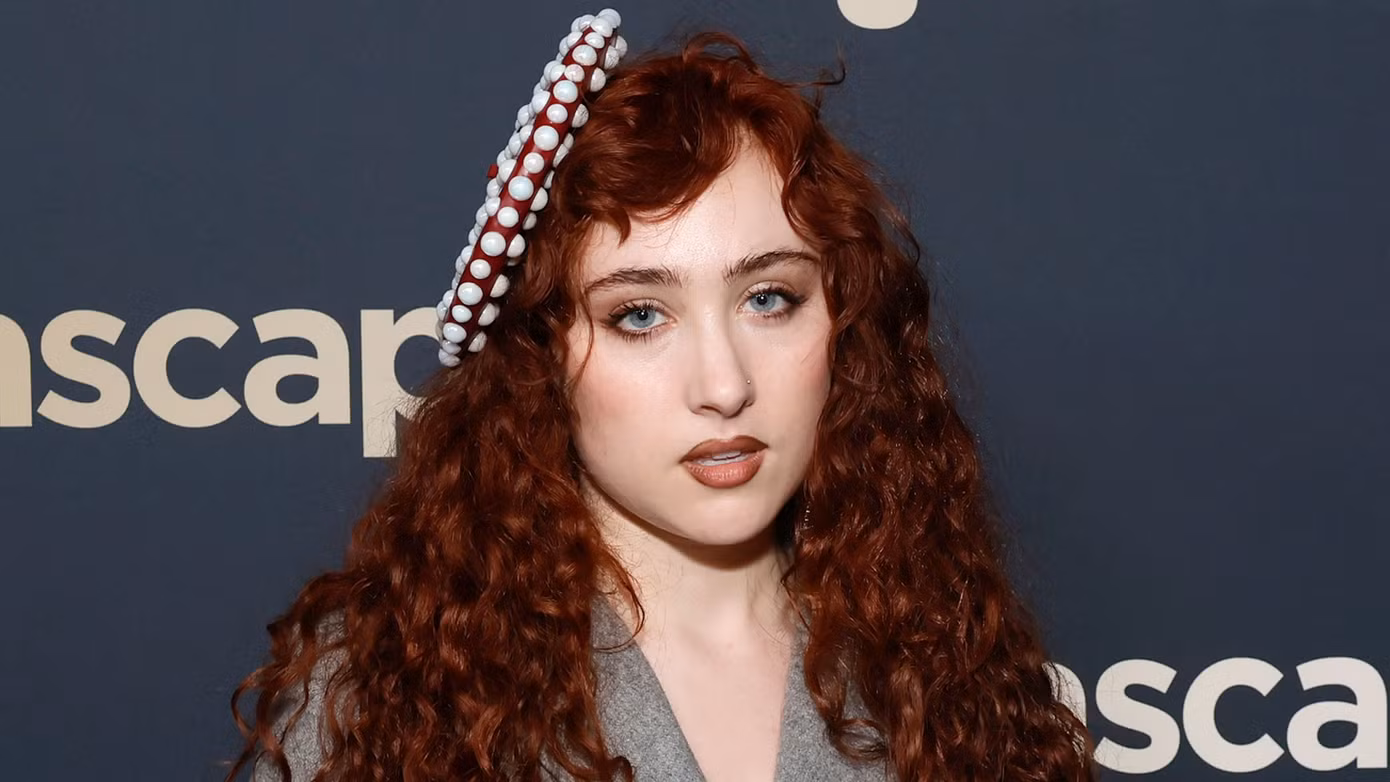 Chappell Roan nói rằng việc xin chụp ảnh với người nổi tiếng là một điều kỳ quặc.