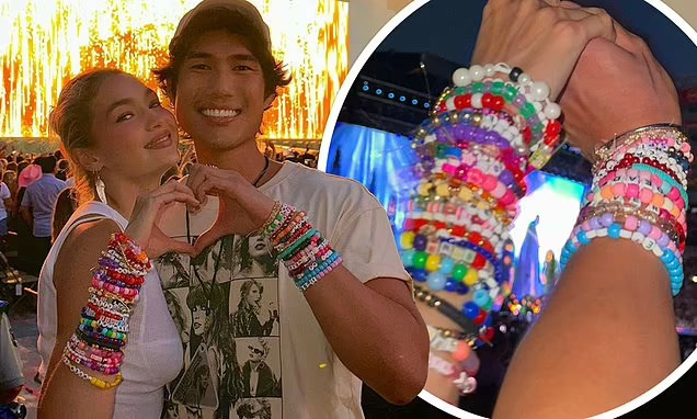 Gigi Hadid đã làm hẳn 50 chiếc vòng tay tình bạn khi tham dự The Eras Tour.