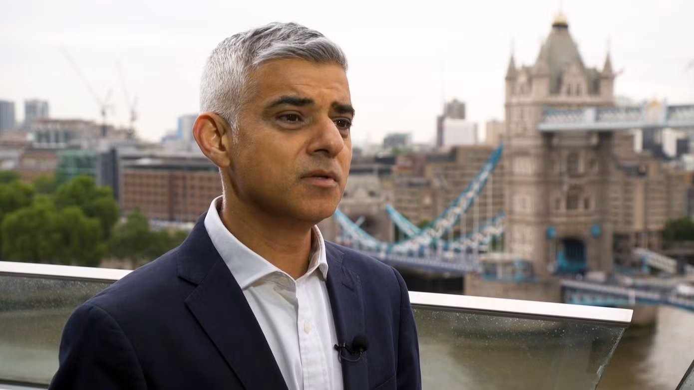 Thị trưởng London, Sadiq Khan mong rằng The Eras Tour tại Anh sẽ diễn ra tốt đẹp.