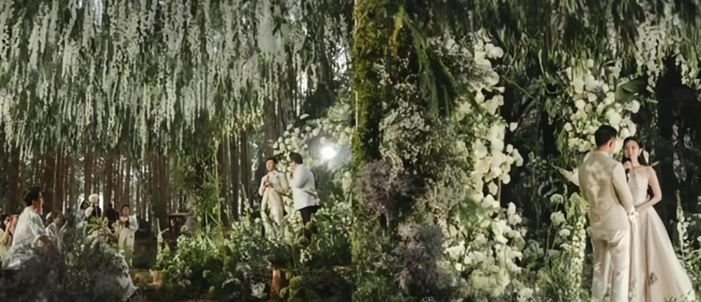 Midu cầm hoa cưới ý nghĩa, đeo vòng cổ ngọc trai và diện chiếc váy trắng xinh xắn.