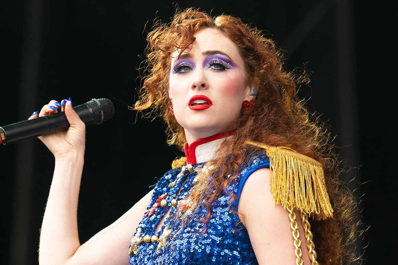 Chappell Roan bị chỉ trích khi hủy show vào phút cuối.