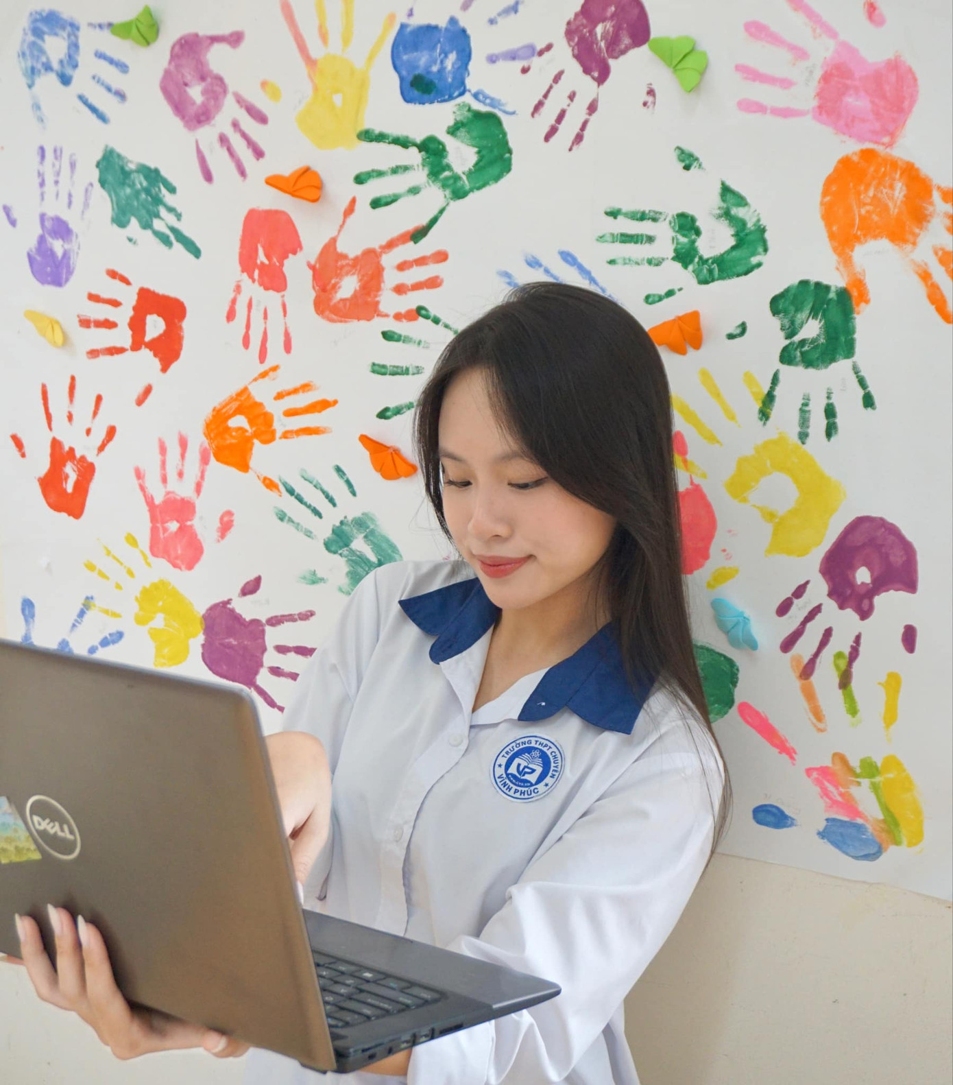 Phương Linh vẫn dành thời gian nghỉ ngơi để nghe nhạc và tập thể dục. Phương Linh vẫn dành thời gian nghỉ ngơi để nghe nhạc và tập thể dục.