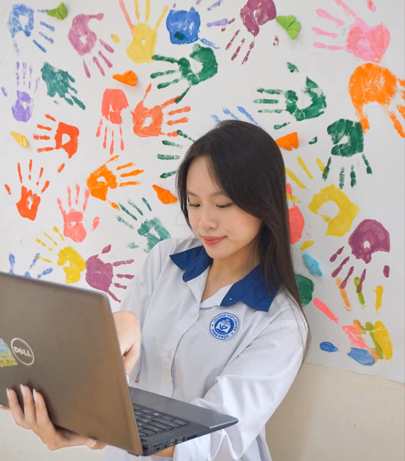 Phương Linh vẫn dành thời gian nghỉ ngơi để nghe nhạc và tập thể dục. Phương Linh vẫn dành thời gian nghỉ ngơi để nghe nhạc và tập thể dục.