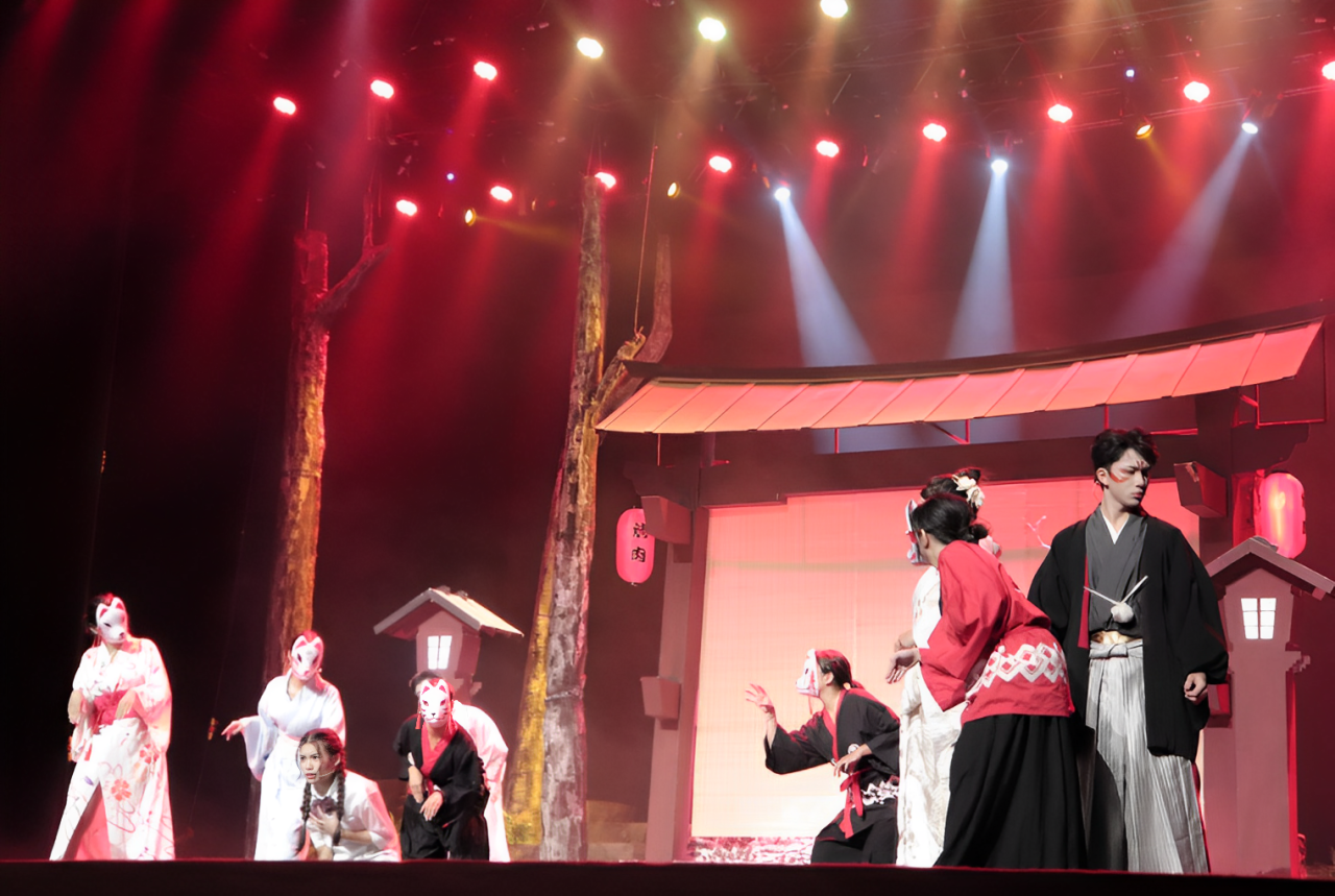 Bên cạnh nhân vật chủ chốt Sakura; Haru, Thủ Lĩnh, Mamoru, Mori và Daichi cũng là các mảnh ghép đặc sắc trong vở kịch.