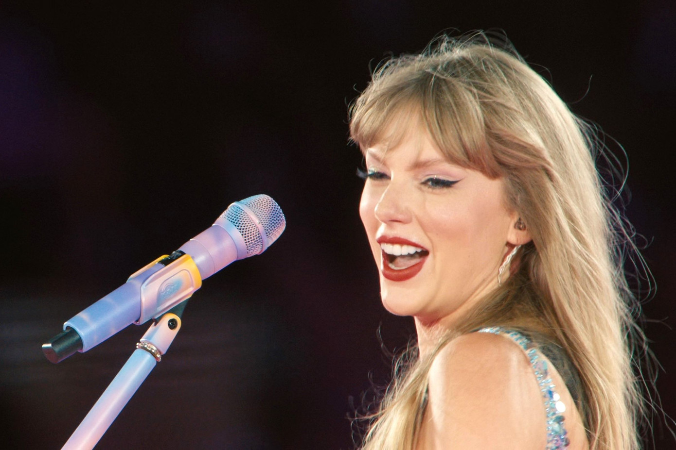 Người hâm mộ mong muốn Taylor Swift có thể nghỉ ngơi sau khi The Eras Tour kết thúc. Người hâm mộ mong muốn Taylor Swift có thể nghỉ ngơi sau khi The Eras Tour kết thúc.