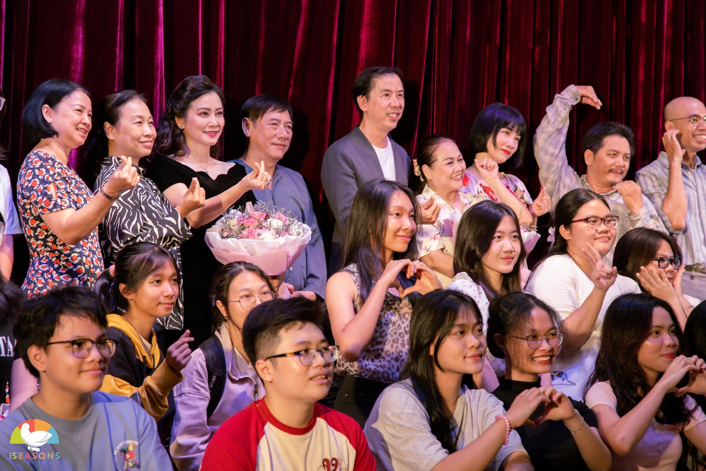 Ngoại khóa Ngữ văn "Lạc ở đáy sông". Ảnh: CLB Truyền thông THPT Lê Quý Đôn.