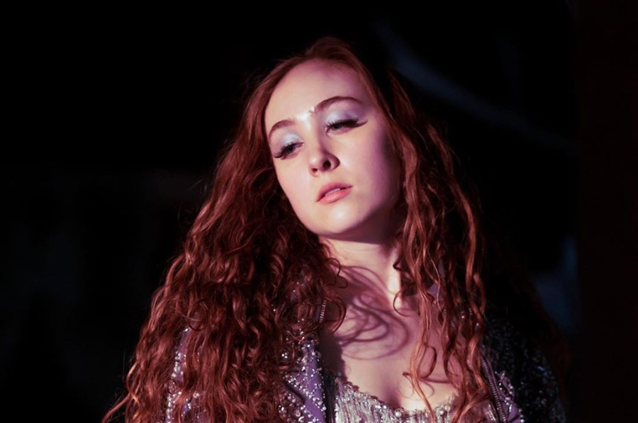 Chappell đã phải khóa phần bình luận của 2 video này trên TikTok.