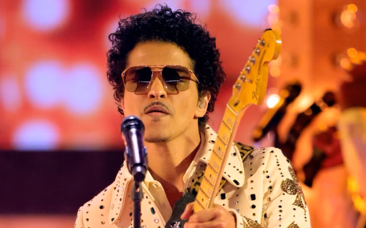 Người hâm mộ của Bruno Mars bất ngờ trước tin đồn nam ca sĩ nợ 1200 tỷ đồng vì cờ bạc.