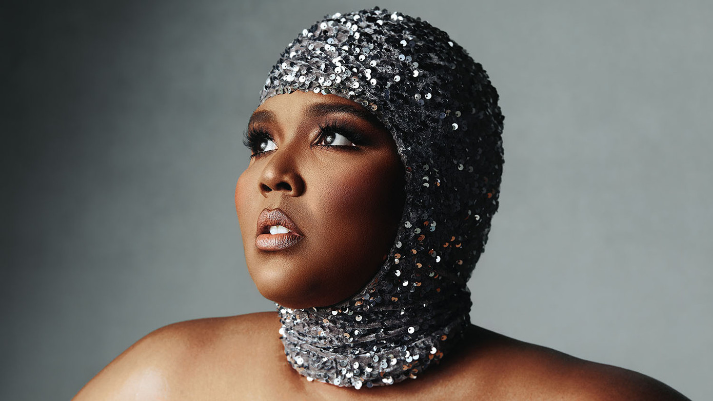 Lizzo thông báo từ bỏ âm nhạc khiến nhiều người tiếc nuối. Lizzo thông báo từ bỏ âm nhạc khiến nhiều người tiếc nuối.