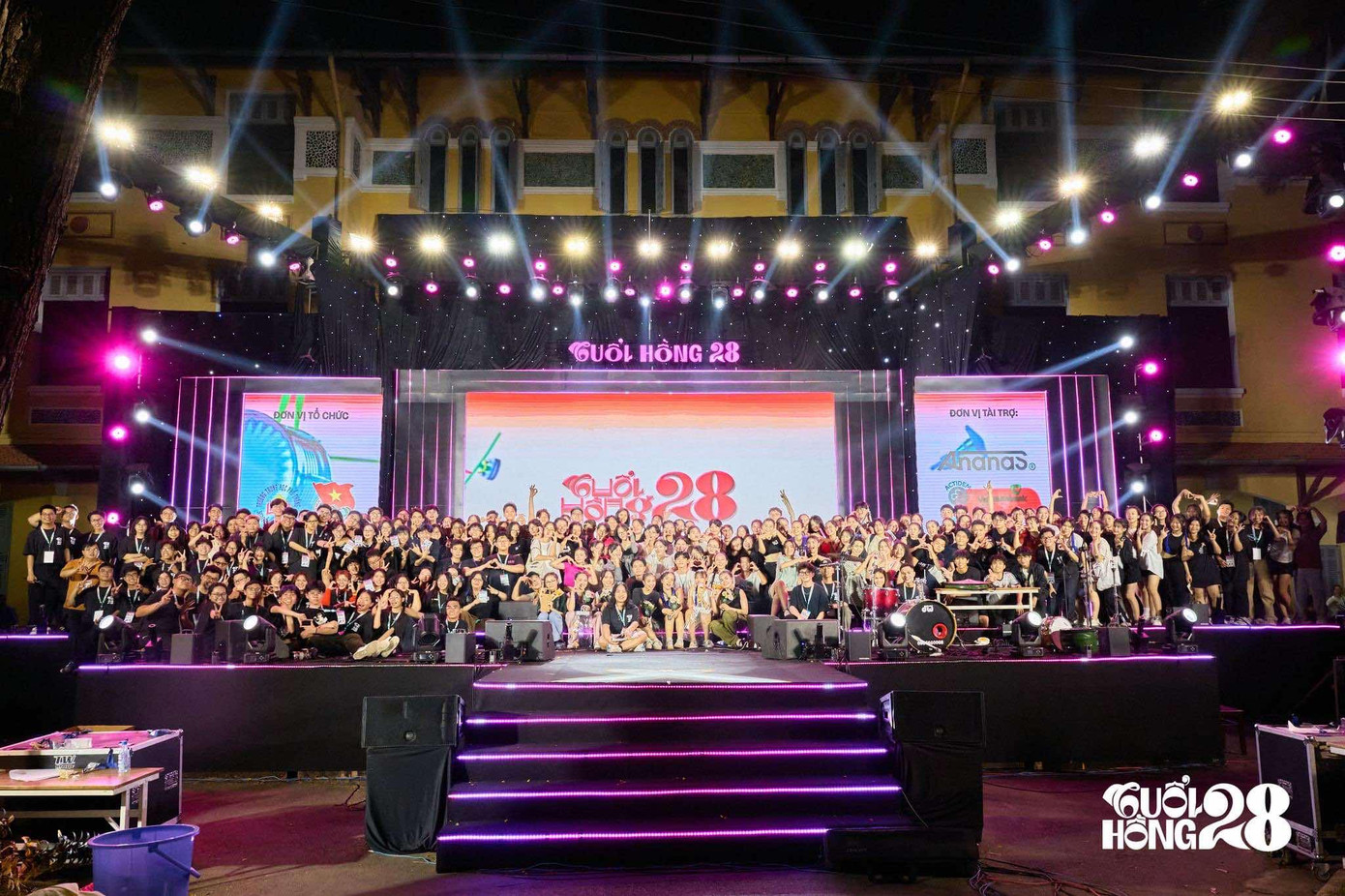 Teen được xõa hết mình trong đêm nhạc gây quỹ Tuổi Hồng. Ảnh: Tuổi Hồng 24.