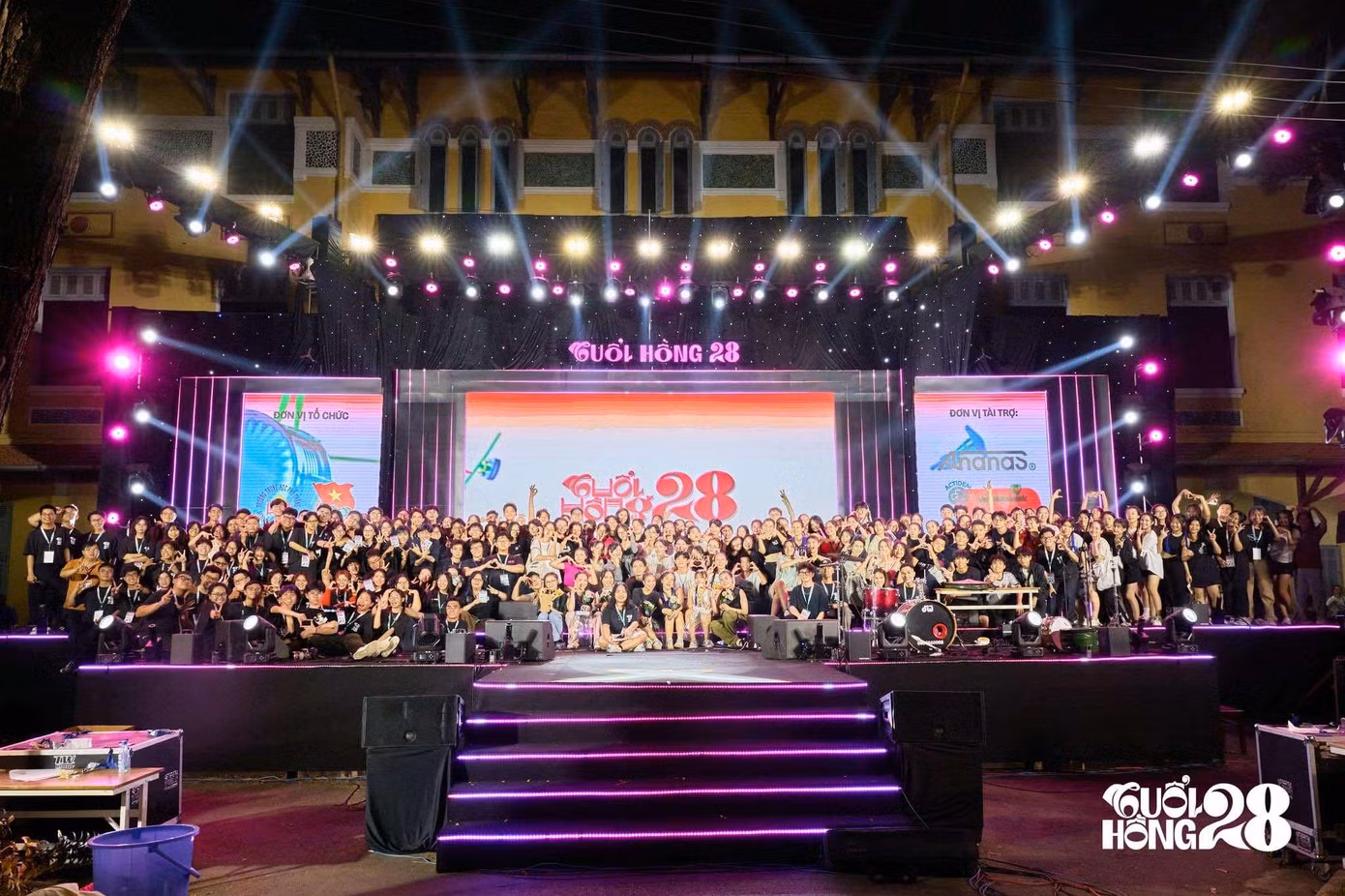 Teen được xõa hết mình trong đêm nhạc gây quỹ Tuổi Hồng. Ảnh: Tuổi Hồng 24.