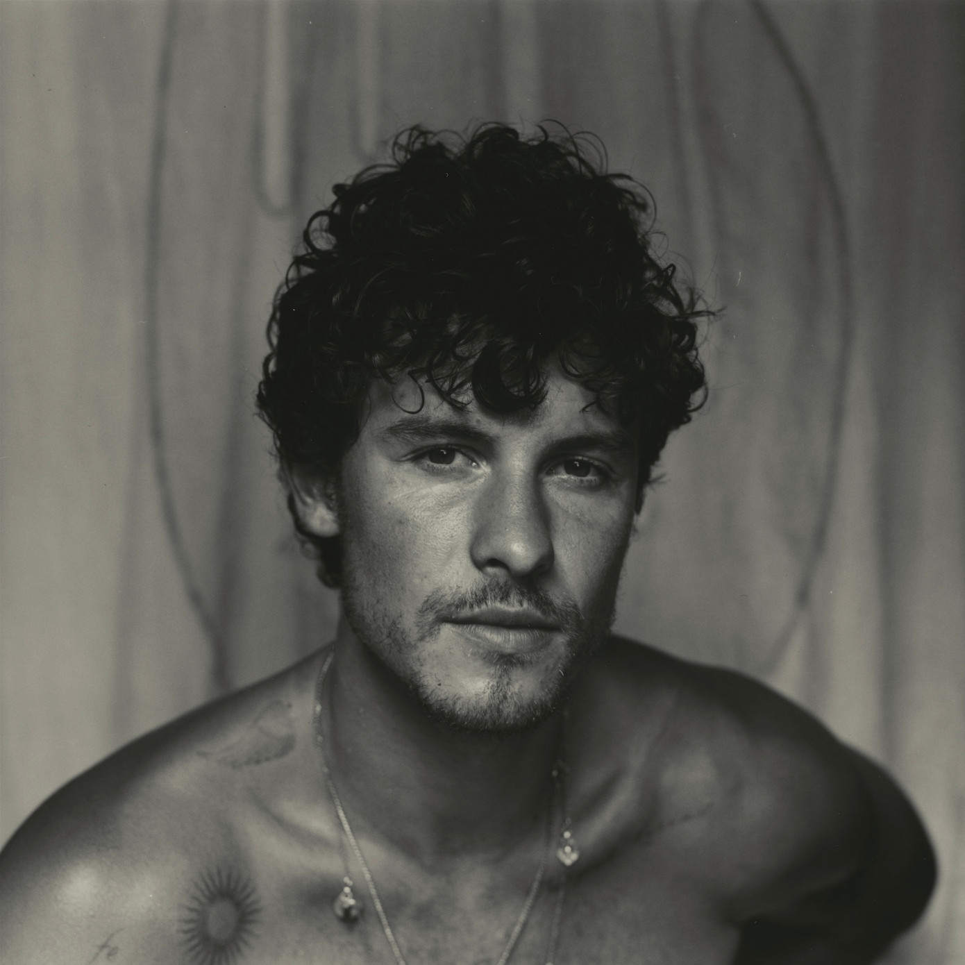 Nhiều người tò mò về chủ đề trong album mới của Shawn Mendes.