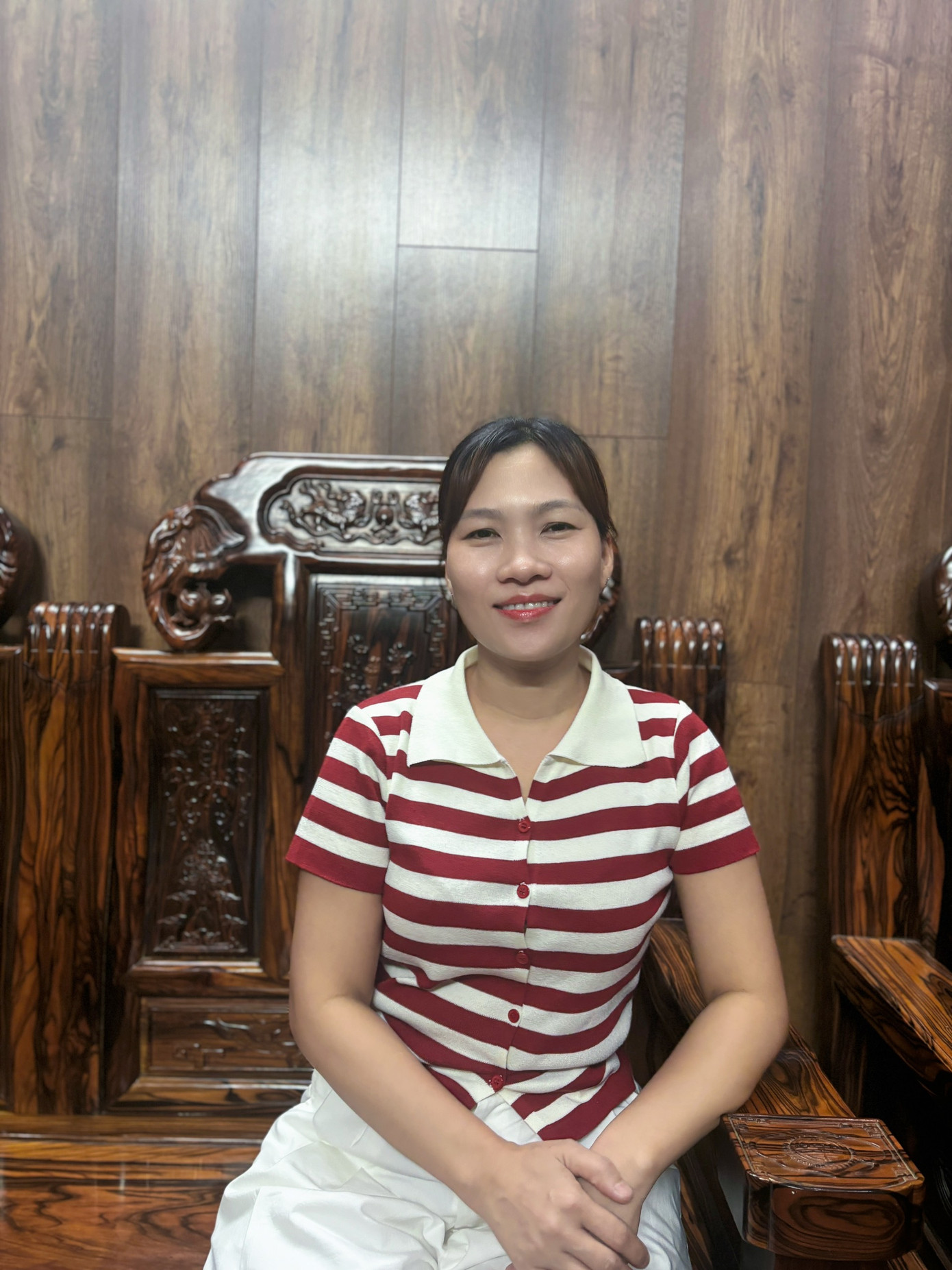 Cô Thảo cảm thấy rất tự hào vì con mình luôn nỗ lực học để đậu Nguyện vọng 1 vào trường đại học mong muốn. Ảnh: NVCC